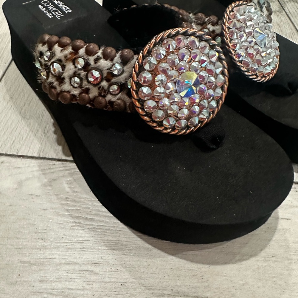 Black Embellished Women's Wedge Sandals -